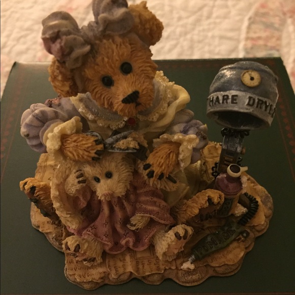 Other - Home Decor Bear Figurine